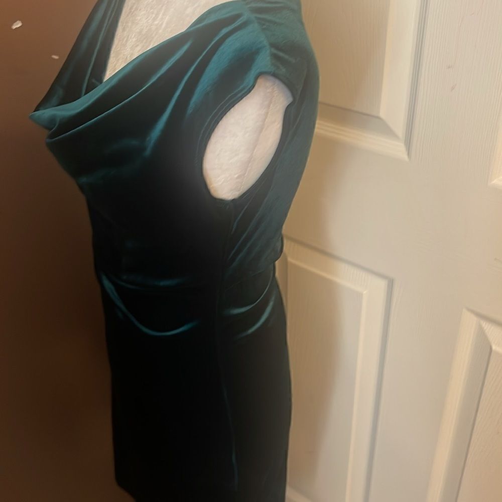 Tash+Sophie Cowl Shirred Velvet Mini Dress XSmall NWOT - Picture 4 of 9